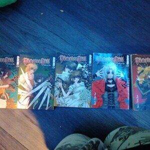 Full manga set of vampire doll